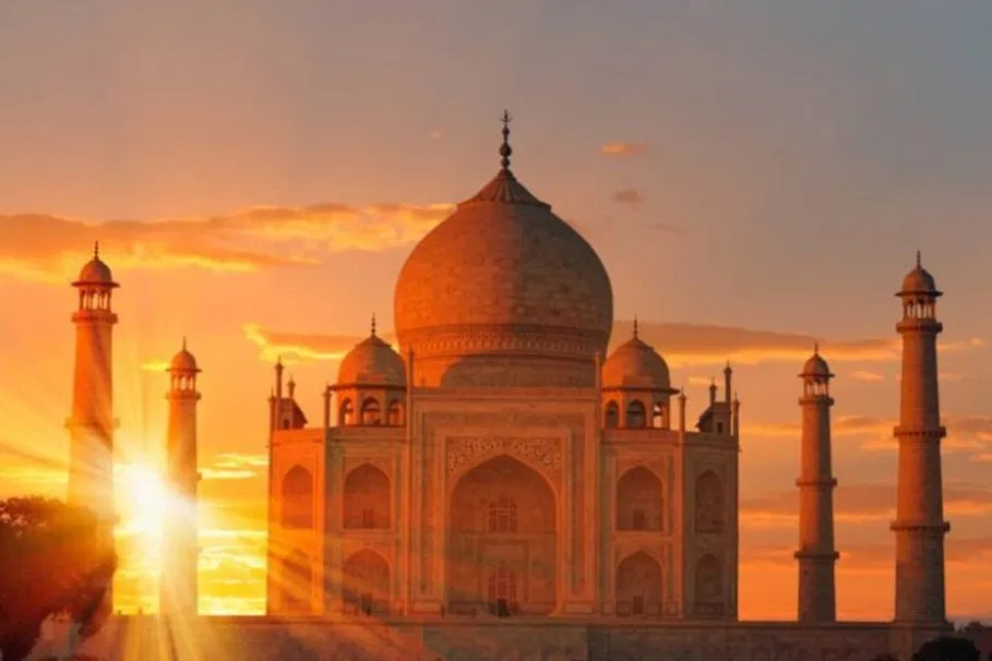 Sunrise Taj Mahal Tour From Delhi By Car | Book Now | Alikeimage