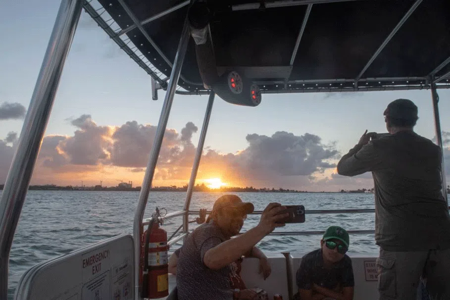 Sunset Cruise with Drinks and Hotel Pickup | Book Now | Alikeimage