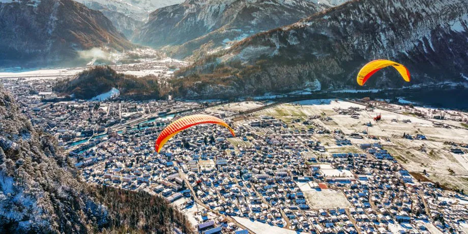 Tandem Paragliding Experience in Interlaken | Book Now | Alikeimage