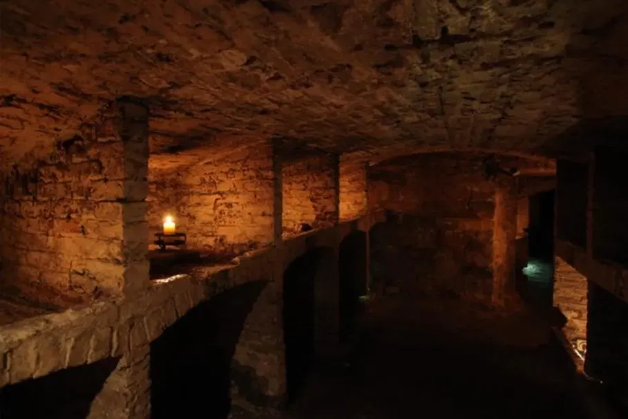 The Edinburgh Haunted Vaults tour | Tours & Travel Packages | Alikeimage