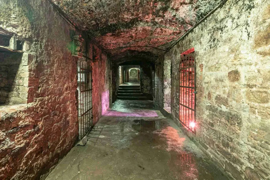 The Edinburgh Terror Tour | Tours & Travel Packages | Alikeimage