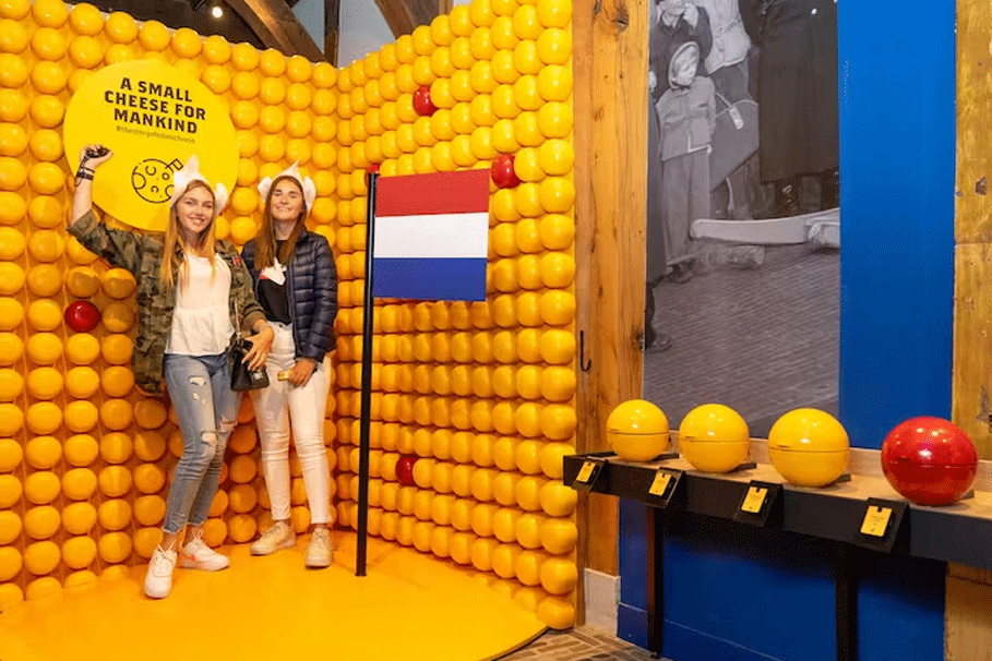 The Story of Edam Cheese Museum Entrance Ticket | Book Now | Alikeimage