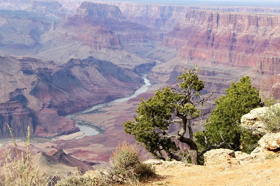 Tour of Las Vegas surroundings | Tours & Travel Packages | Alikeimage