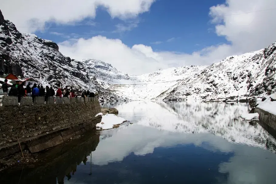 Tsongmo Lake and Baba Mandir Day Tour | Book Tickets | Alikeimage
