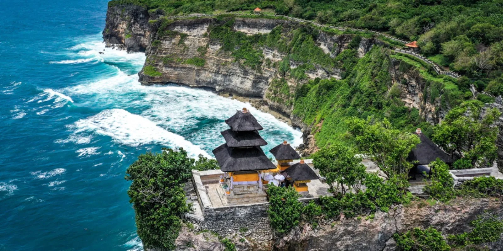 2 Uluwatu Temple   Bali   Alike