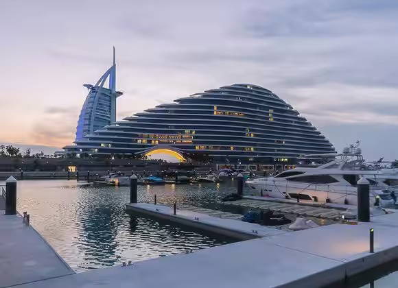 Unwind at Jumeirah Marsa Al Arab with up to 25% savings